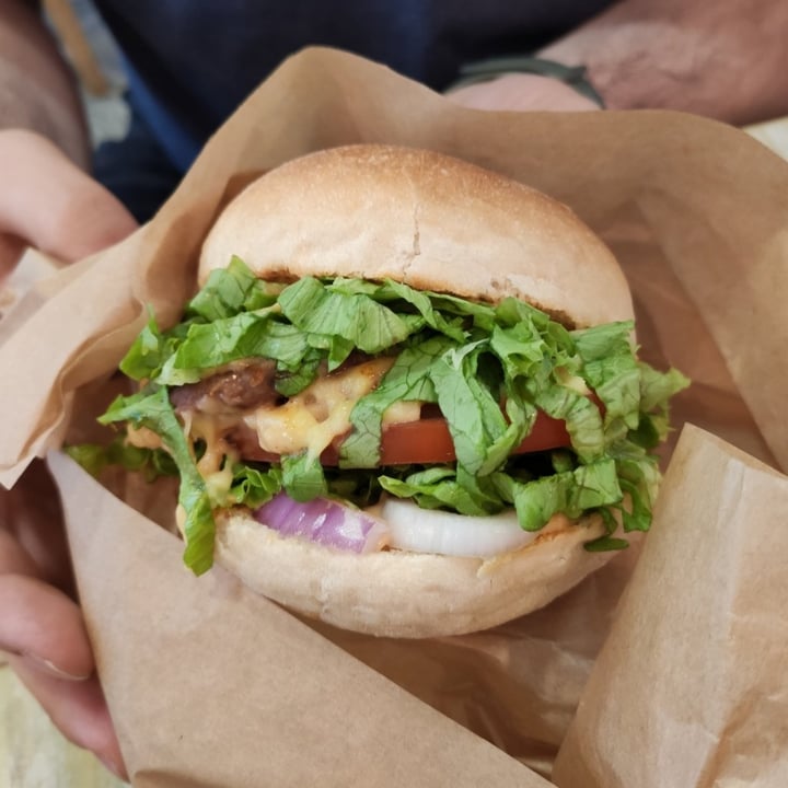 photo of Edgy Veggy Big Mac Edgy shared by @flouredfingers on  08 Jun 2021 - review
