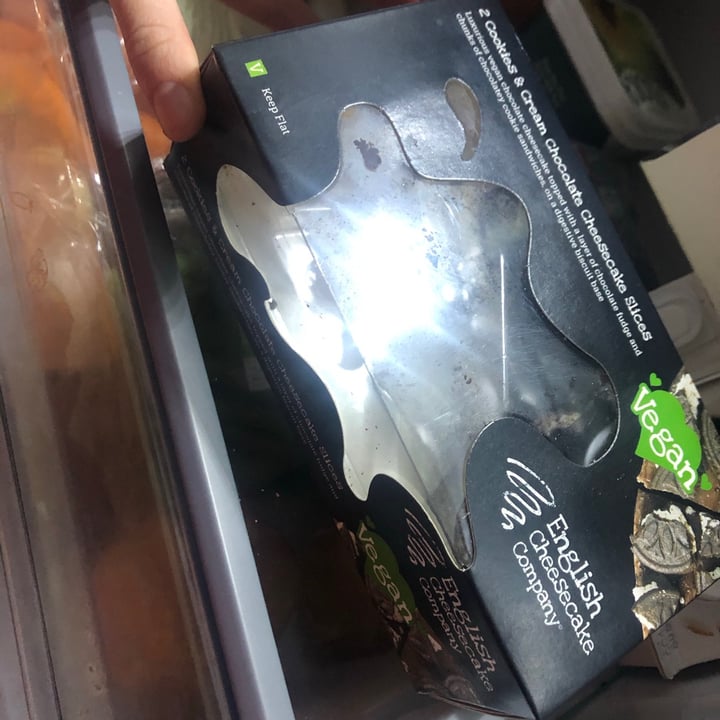 review photo of English Cheesecake Company Cookies and Cream chocolate cheesecake slice shared by @lizzieatk on 11 Nov 2020 - review