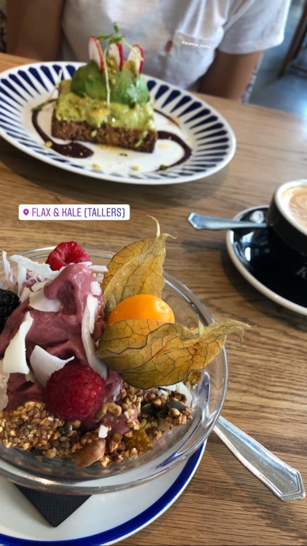 review photo of Flax&Kale pitaya bowl shared by @sandraa23 on 24 Nov 2019 - review