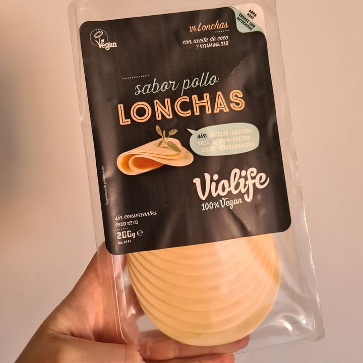 review photo of Violife Lonchas sabor pollo shared by @happy4paws on 11 Feb 2022 - review