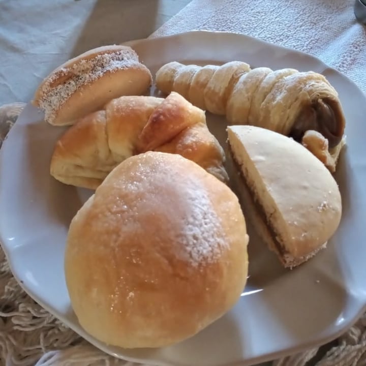 photo of Zoomer Pastelería Vegana ALFAJORES DE Maicena shared by @marimoyano on  15 Jul 2020 - review