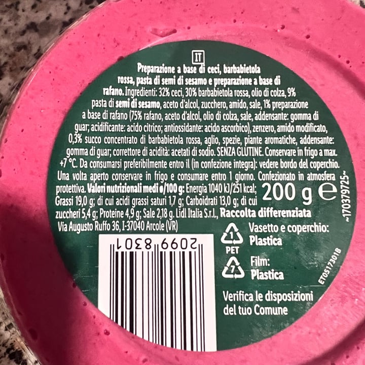 review photo of Vemondo Hummus con Barbabietola Rossa shared by @lucabaldereschi on 18 Jun 2022 - review