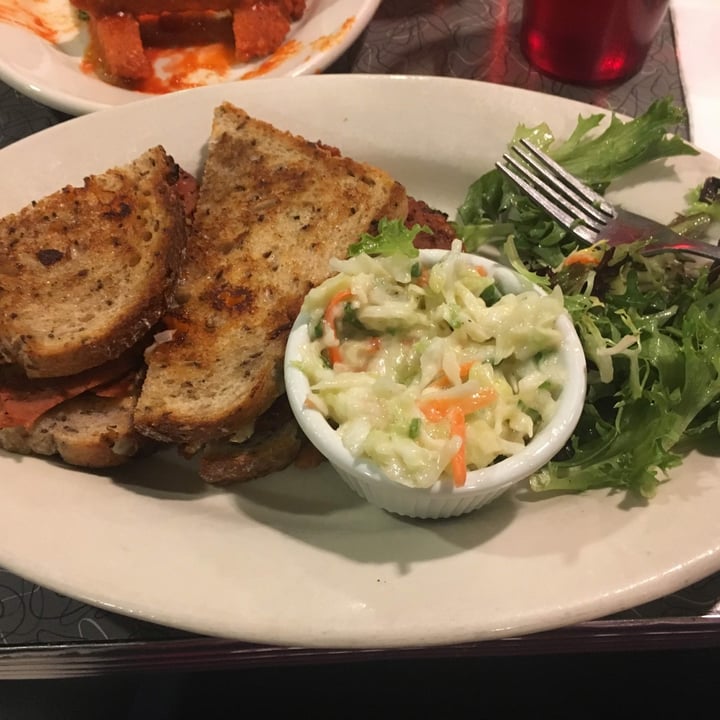 photo of Veggie Galaxy Tempeh BLT shared by @th2020 on  06 Nov 2020 - review