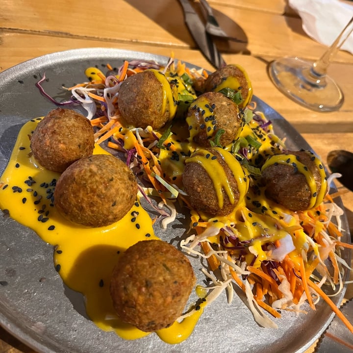 photo of Chill Garden Falafel Al Plato shared by @canica on  20 Nov 2022 - review