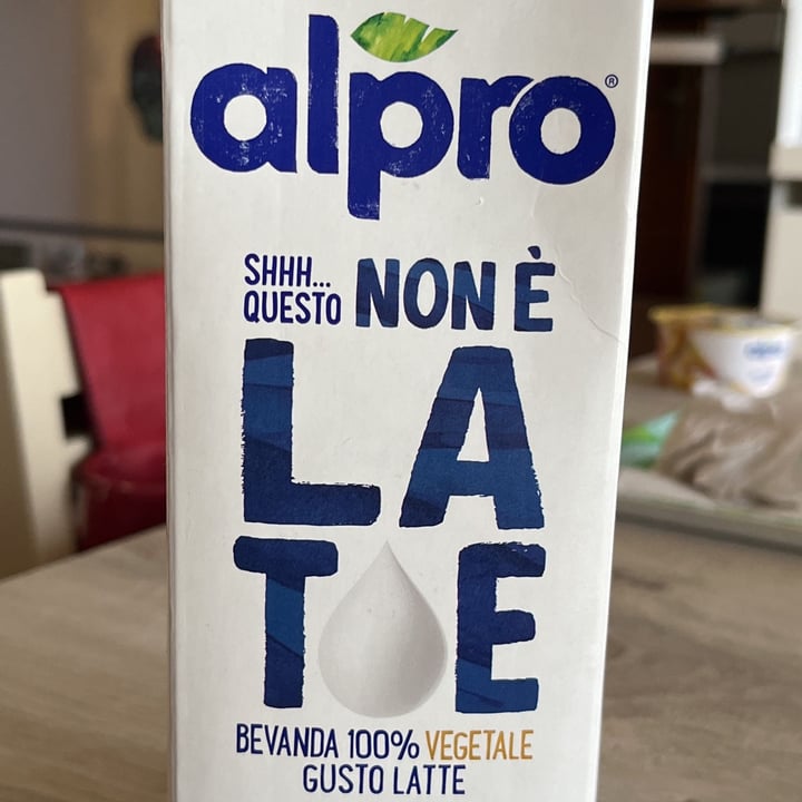 review photo of Alpro This is Not Milk Classic Questo Non è Late Classico shared by @saritis on 27 Jun 2022 - review