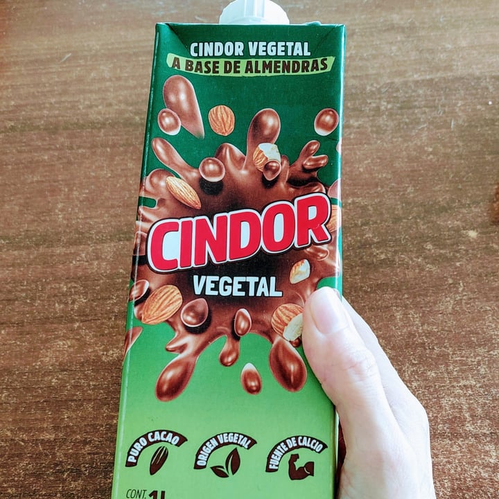 review photo of cindor Vegetal a Base de Almendras shared by @callia on 04 Dec 2022 - review