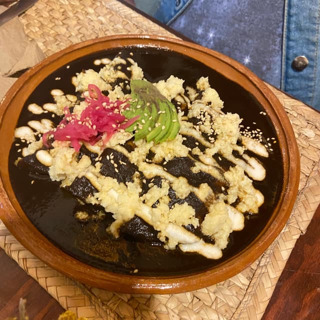 Photo of the dish “Enmoladas”
