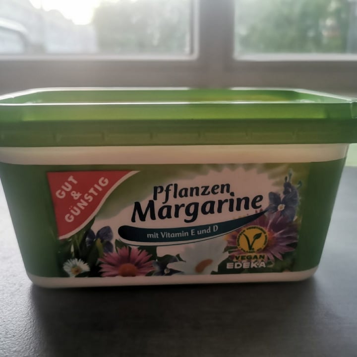 photo of Edeka pflanzen margarine shared by @ktmoliveira on  10 May 2022 - review