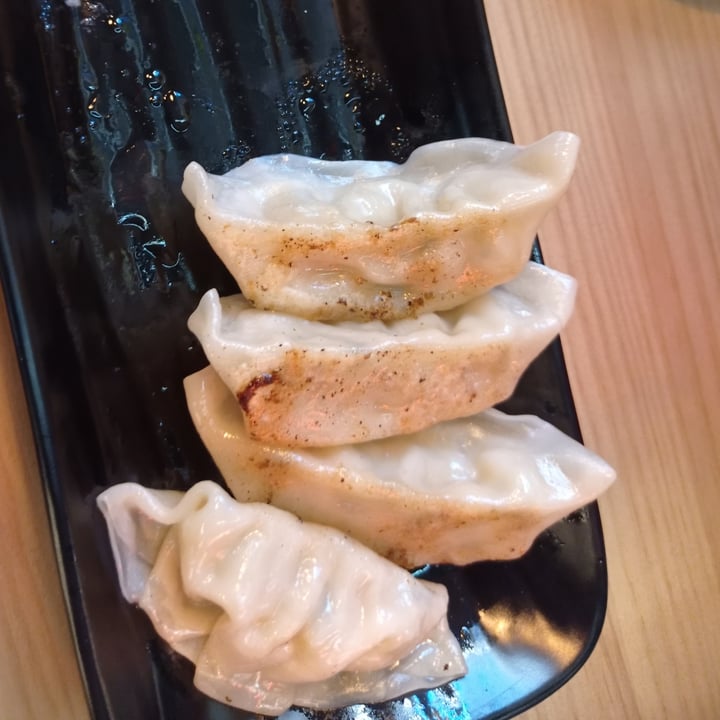 photo of Shifu Ramen Gyozas veganas shared by @moosuky-san on  14 Sep 2022 - review