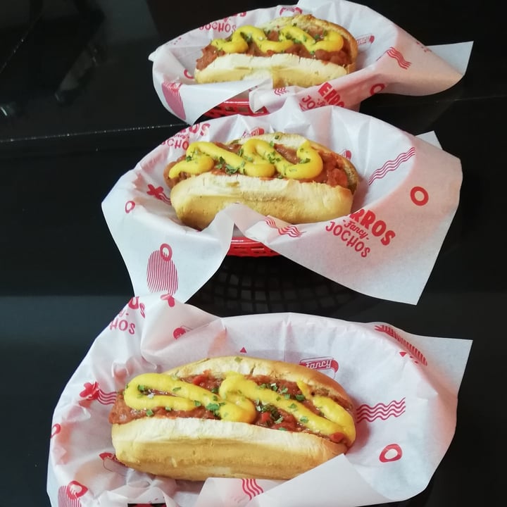 review photo of Perros Fancy Jochos Hotdog Con Chilly shared by @clauu14 on 09 Oct 2020 - review