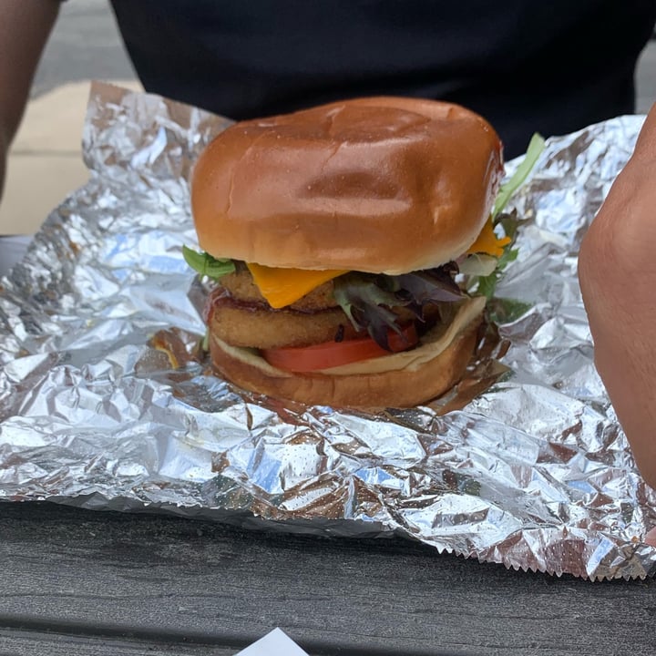 review photo of Veg-n BBQ-Hunny Chik-n Doub shared by @thatveganj on 06 Dec 2022 - review