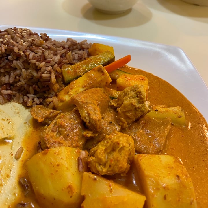 photo of Sunnychoice Rendang Lion’s Mane Mushroom Rice shared by @cadyliys on  27 Jul 2020 - review