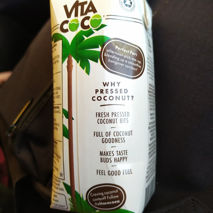 photo of Vita Coco Pressed Coconut Water shared by @greyalice on  27 Mar 2022 - review