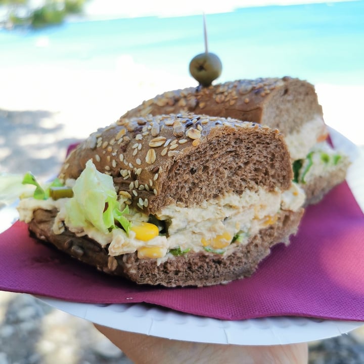 photo of Beach Drazice Sandwich Joyce shared by @vegoloso on  18 Jul 2022 - review
