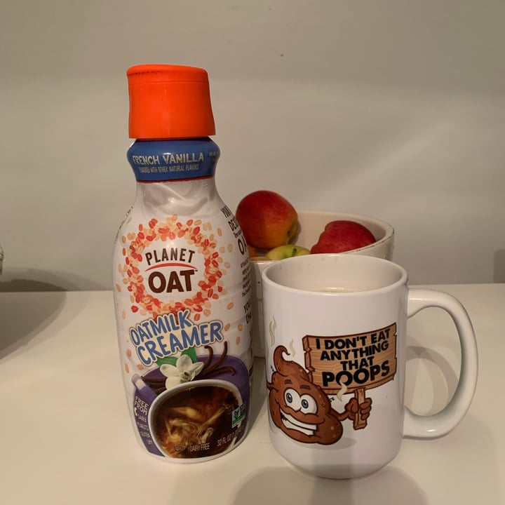 photo of Planet Oat French  Vanilla Oatmilk Creamer shared by @onehungryvegan on  01 Apr 2022 - review