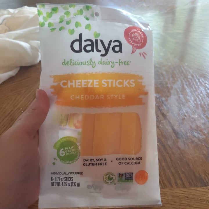 photo of Daiya Cheese sticks Cheddar Style shared by @kaylavale on  28 Jun 2021 - review