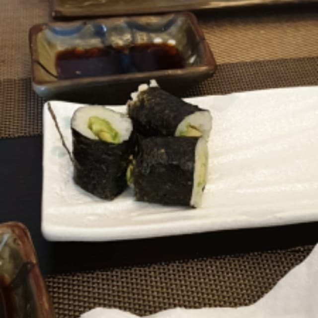 Foto del plato “Uramaki”