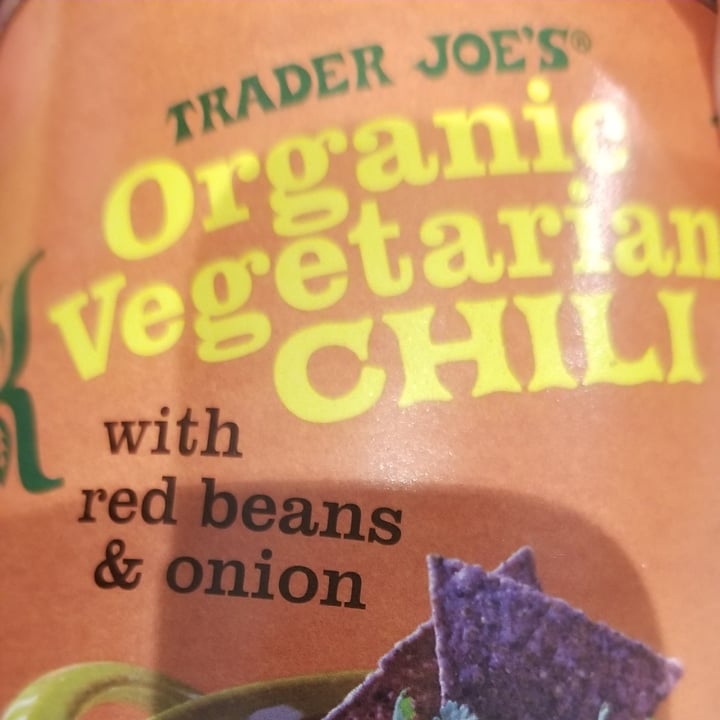 photo of Trader Joe's Organic Vegetarian Chili with Red Beans & Onion  shared by @oldmanshoe on  06 May 2020 - review