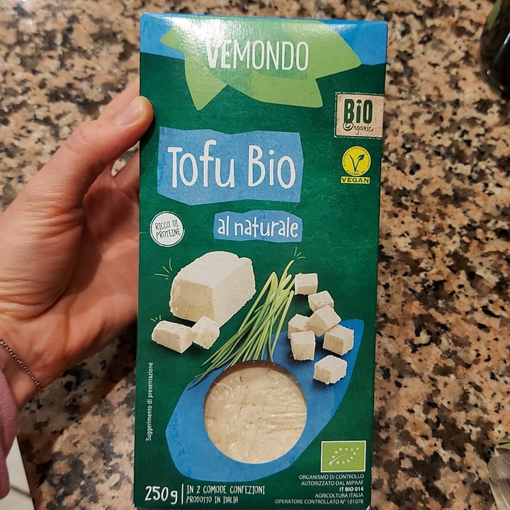 photo of Vemondo Tofu Bio al naturale shared by @solidea on  02 Dec 2021 - review