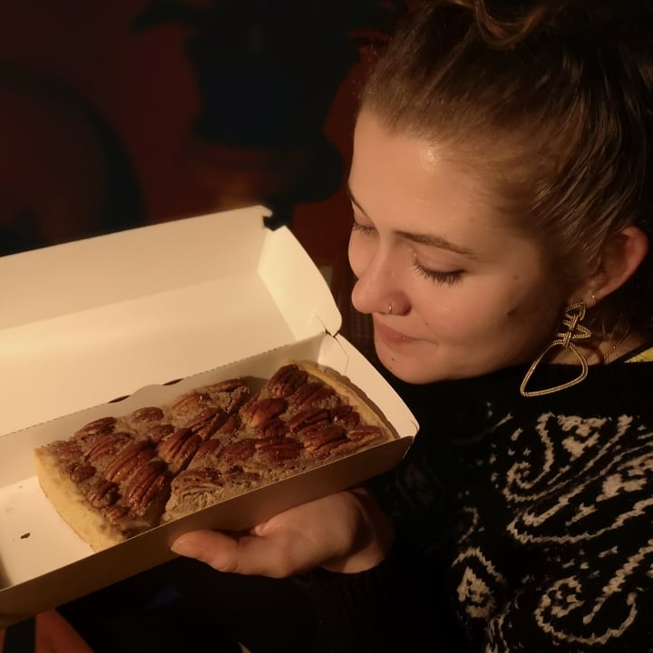 photo of L'Embargo Pecan Pie shared by @lilareva on  18 Feb 2021 - review