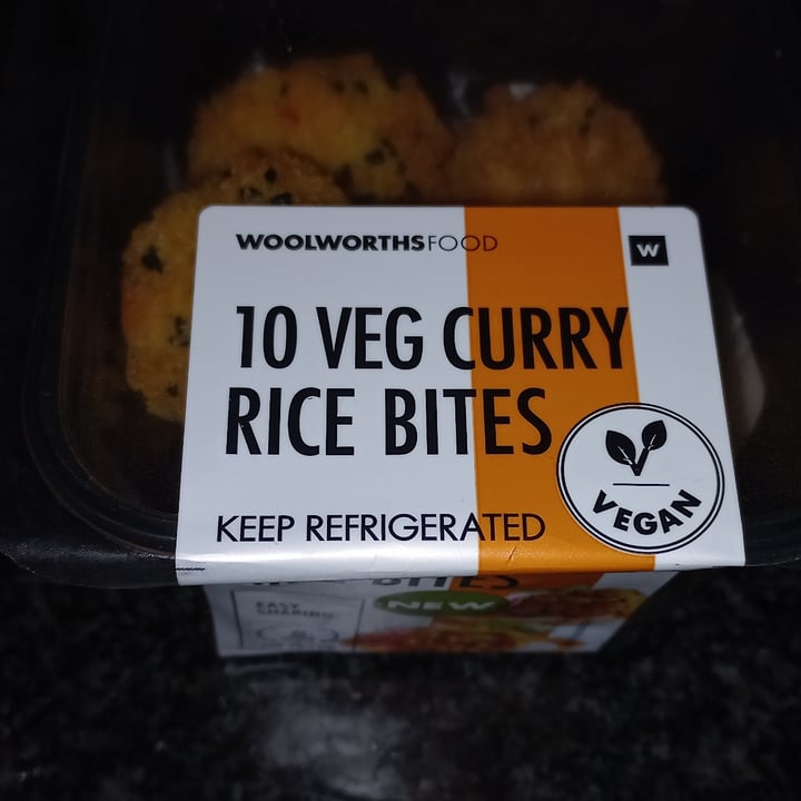 photo of Woolworths 10 Veg Curry Rice Bites shared by @ustrauss on  20 Nov 2022 - review