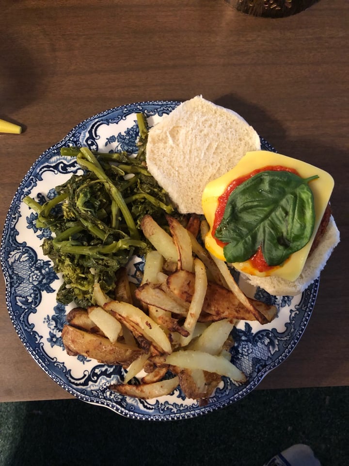 photo of Beyond Meat Beyond Burger Plant-Based Patties shared by @officialfatvegan on  21 May 2019 - review