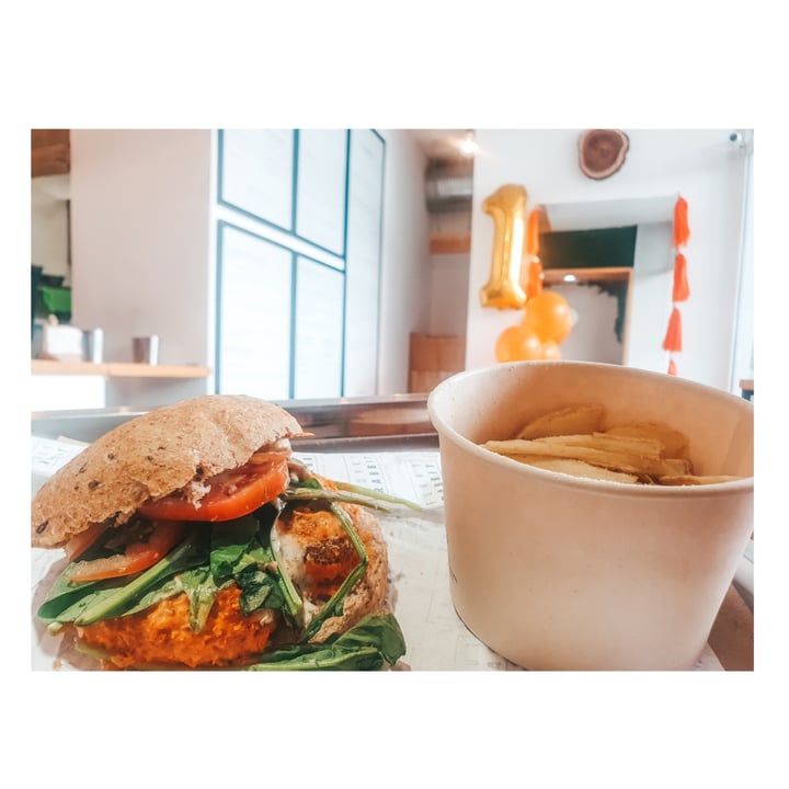 review photo of Funky Rabbit Bufalo chikn' burger shared by @chefbrenda on 08 Jul 2021 - review