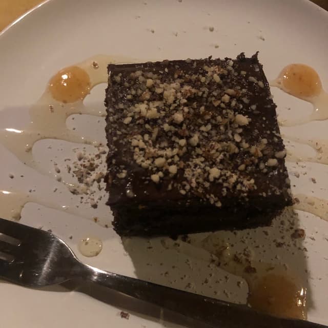 菜肴“Sacher Vegan”的照片