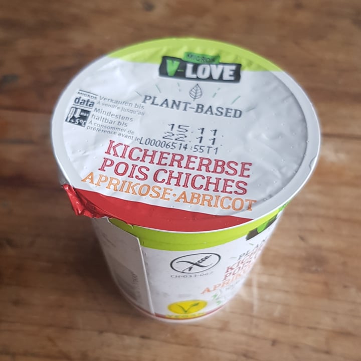 photo of Migros V-Love Pois Chiches Abricot shared by @yesveganforever on  10 Dec 2021 - review