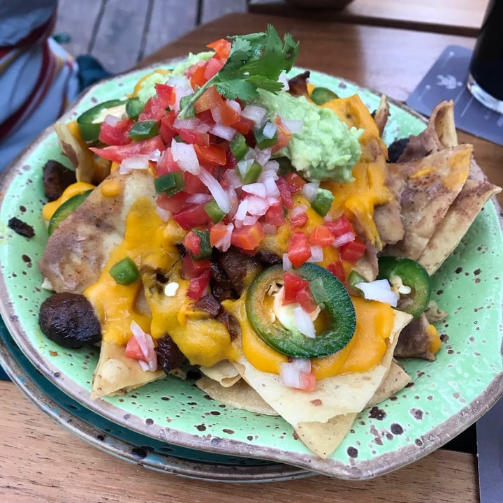 photo of Chela de Playa Nachos Con Setas shared by @taniaar on  01 Nov 2020 - review