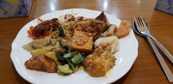 photo of Green Mushroom Green Gourmet vegan buffet shared by @snooby on  27 Mar 2019 - review