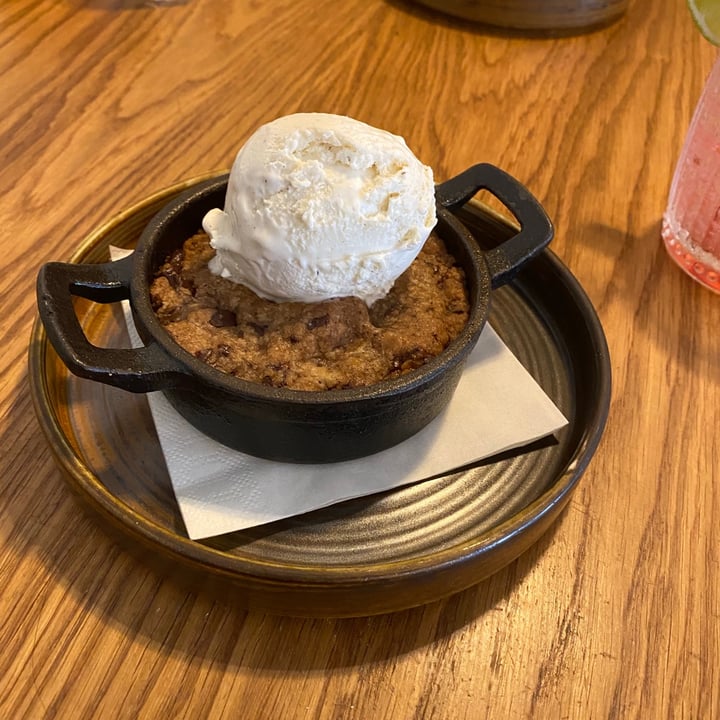 photo of Friend Of Mine Vegan Cookie Skillet shared by @amysco on  10 Sep 2020 - review