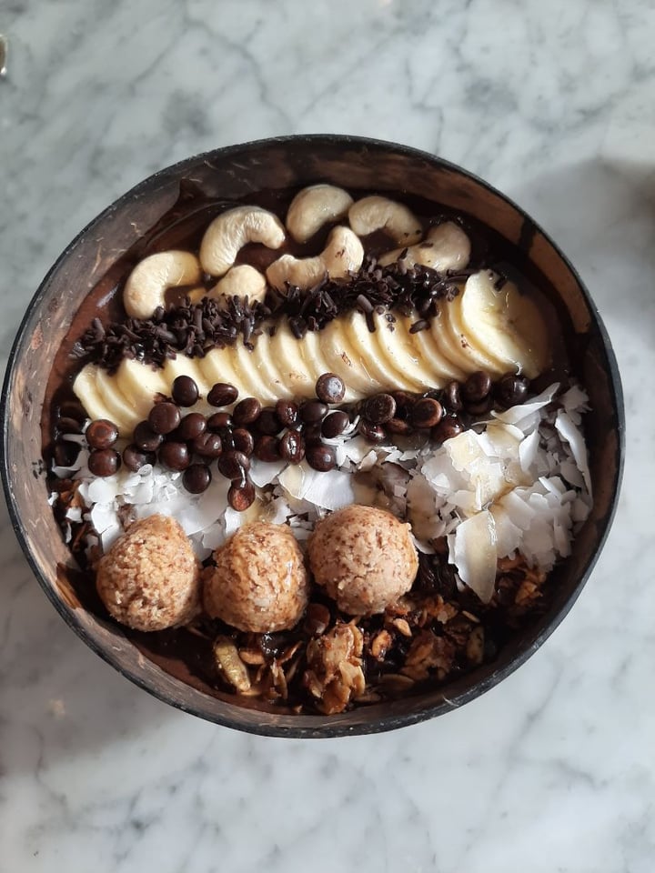 photo of Cafe Organic Bali The Afrika Smoothie Bowl shared by @plantsfeelthough on  15 Feb 2020 - review