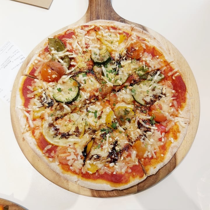 photo of Green Common Singapore Vege Lovers Pizza shared by @herbimetal on  28 Nov 2021 - review