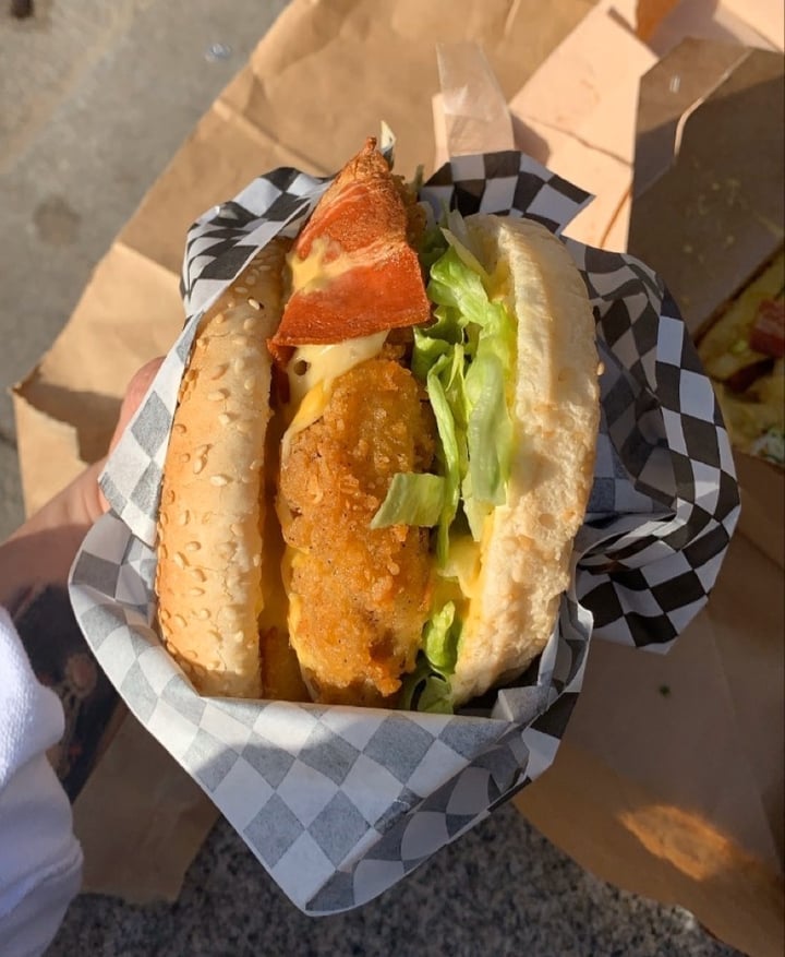 photo of THUNDER VEGAN FOOD Thunder Burger shared by @claucordia on  27 Feb 2020 - review