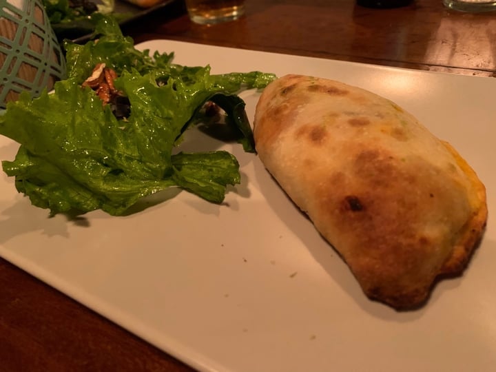 photo of DoppioZero Pizza Romana Calzone vegana shared by @viq on  02 Jan 2020 - review