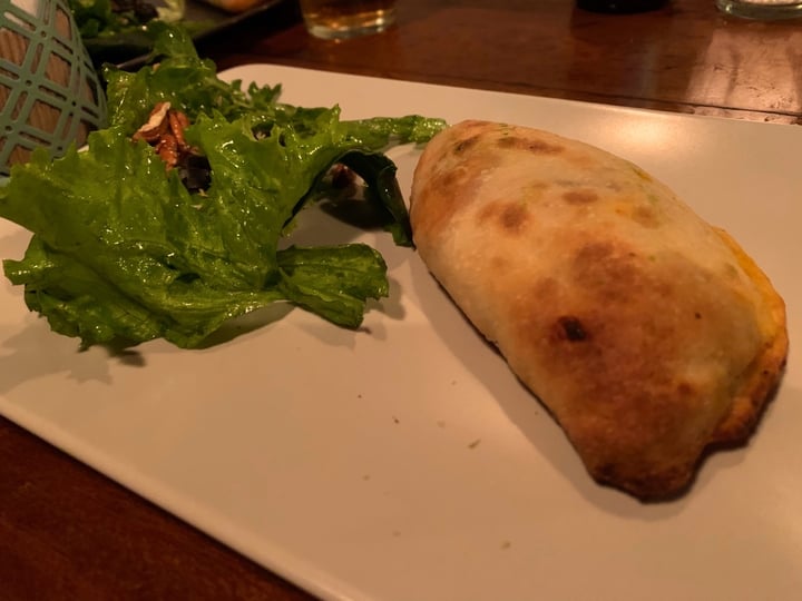 review photo of DoppioZero Pizza Romana Calzone vegana shared by @viq on 02 Jan 2020 - review