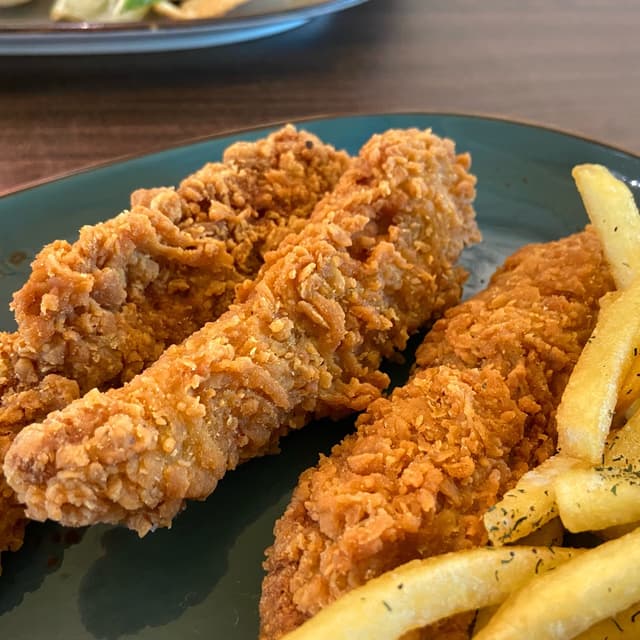 Photo of the dish “Chick’n Fingers”
