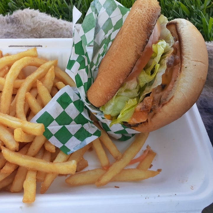 review photo of Beleaf Burgers - Vegan Fast Food | Vegan Burgers Bedder Burger Classic Single shared by @vgn81 on 10 Mar 2021 - review