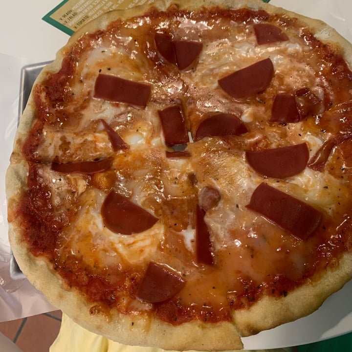 photo of Vegrano Pizza Delizia shared by @aurorasodini on  24 May 2022 - review