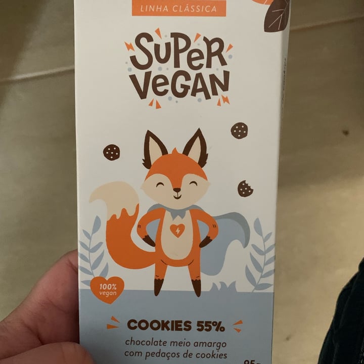 photo of Super Vegan Barra de Chocolate - Meio Amargo com Pedaços de Cookies shared by @viviemie on  11 Nov 2022 - review