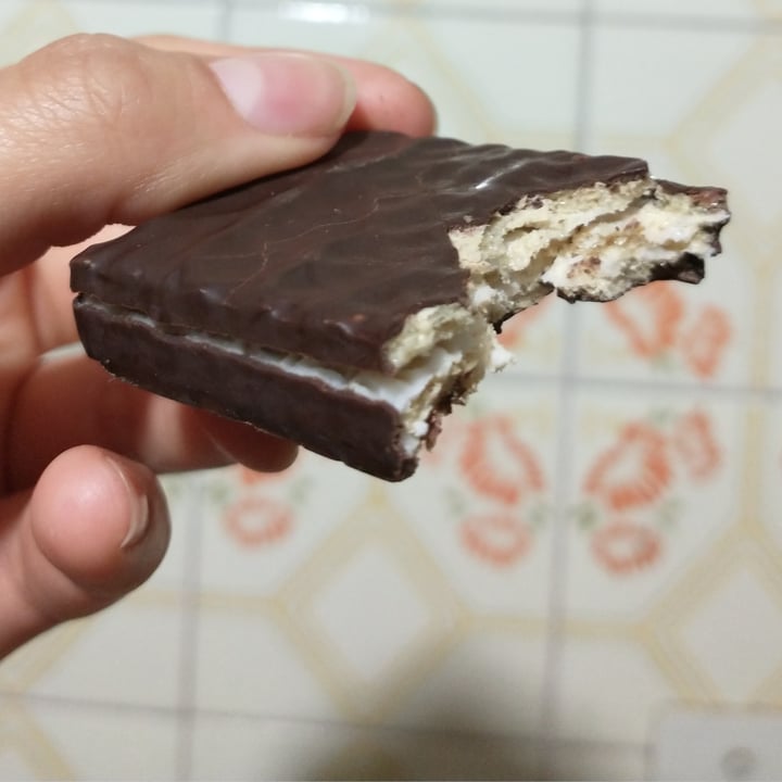 review photo of Terrabusi Rhodesia shared by @camilaferrari on 07 Jun 2021 - review