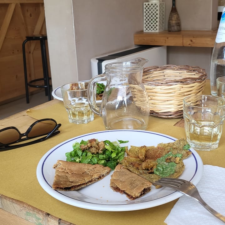 review photo of Agriturismo Biologico Vegano Piccapane, Cutrofiano, Salento Tris Di Antipasti shared by @algaritmica on 08 May 2022 - review