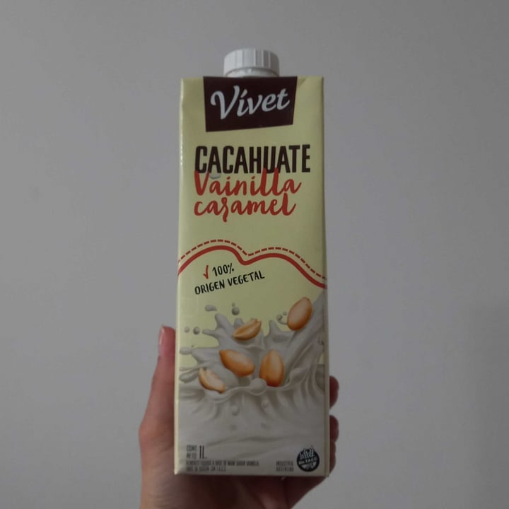 review photo of Vívet Leche de Cacahuate sabor Vainilla Caramel shared by @maffy on 21 Sep 2022 - review