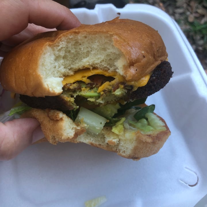 review photo shared by @amber77 on 08 May 2022 - post
