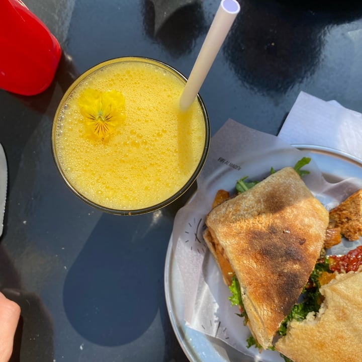 photo of Fifi Almacén Sandwich En Ciabatta De MM shared by @karenmayra on  03 Oct 2021 - review