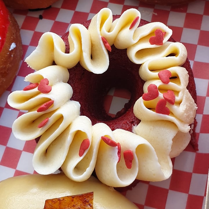 photo of Future Doughnuts Red Velvet shared by @lydiahawkins on  21 Oct 2021 - review