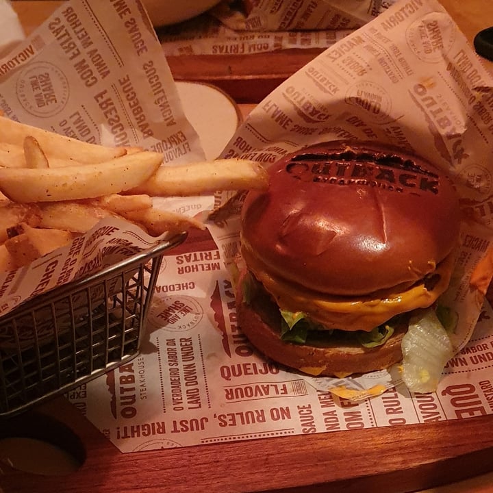 photo of Outback Aussie Plant Burger shared by @patimurno on  17 Jul 2021 - review