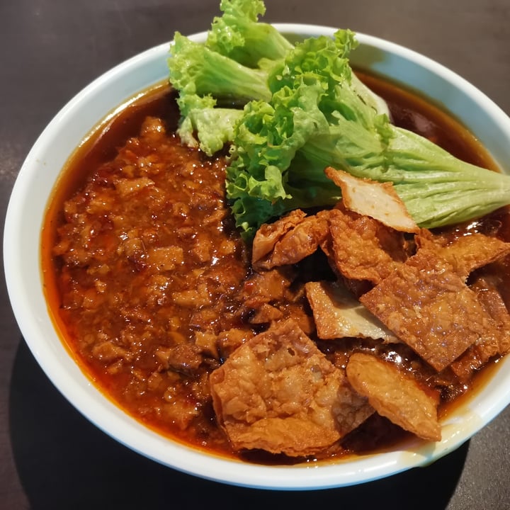 photo of Divine Realm Vegetarian Restaurant Sichuan Sauce Ramen shared by @fluffyfloofs on  15 Oct 2022 - review