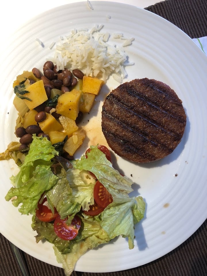 review photo of Beyond Meat Beyond Burger Plant-Based Patties shared by @natachampinho on 15 Dec 2019 - review